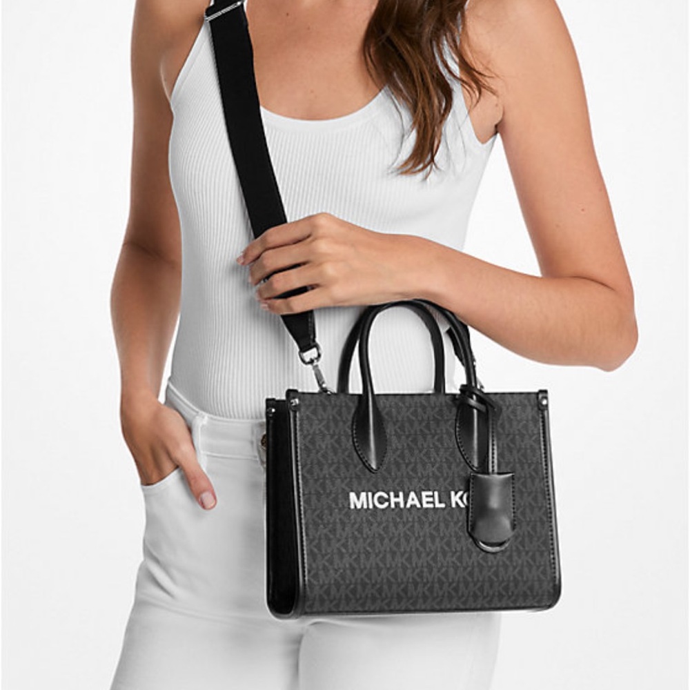 Michael Kors Mirella Small Signature Logo Crossbody Bag
Black
NWT - Picture 5 of 16